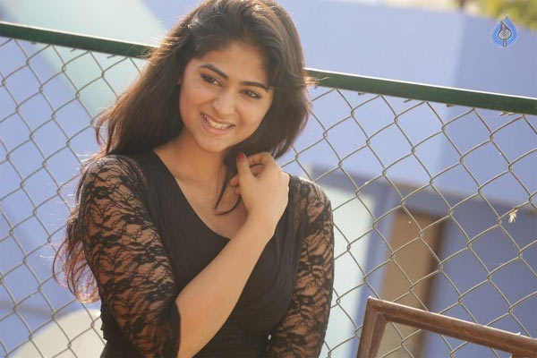 pallak lalwani interview,abbayitho ammayi movie,nagashourya  సినీజోష్ ఇంటర్వ్యూ: పల్లక్ లల్వాని 